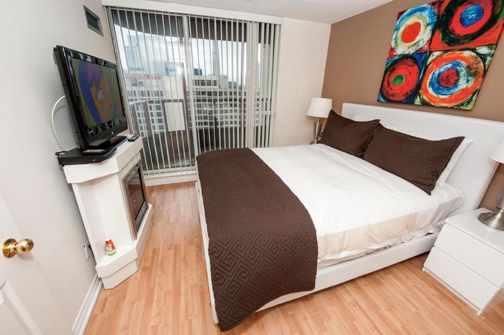 Glen Grove - Conservatory Tower Toronto Habitación foto