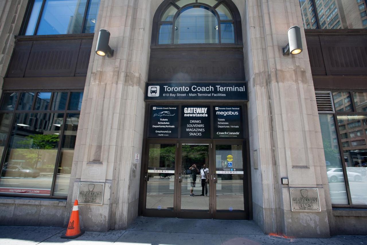 Glen Grove - Conservatory Tower Toronto Exterior foto